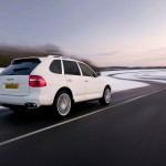 White Porsche Cayenne 2008 1600x1200 wallpaper Rear angle view