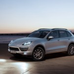 Porsche Cayenne 2011 1600x1200 wallpaper Side angle view