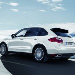 Porsche Cayenne 2011 1600x1200 wallpaper Side angle view