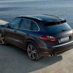 Porsche Cayenne 2011 1600x1200 wallpaper Rear angle view