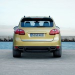 Porsche Cayenne 2011 1600x1200 wallpaper Rear view