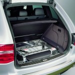 Classic Silver Metallic Porsche Cayenne Hybrid 2008 1600x1200 wallpaper Rear view