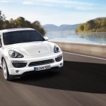 Sand White Porsche Cayenne S Hybrid 2011 3000x1560 wallpaper Front angle view