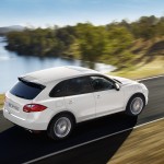 Sand White Porsche Cayenne S Hybrid 2011 3000x1560 wallpaper Side angle view