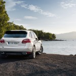 Sand White Porsche Cayenne S Hybrid 2011 3000x1560 wallpaper Rear angle view