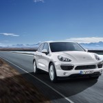 Sand White Porsche Cayenne S Hybrid 2011 3000x1560 wallpaper Front angle view