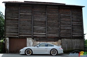 Porsche 911 Sport Classic 2011 Side view